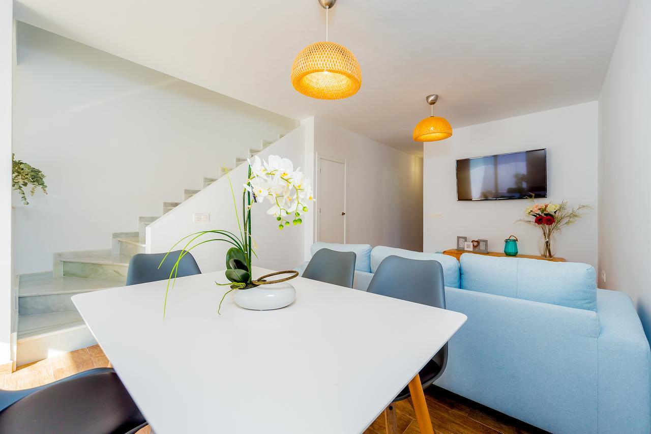 Apartamentos El Abuelo Торрев'єха Екстер'єр фото